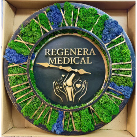 Персонализиран часовник за медицински център „Regenera Medical“ – ПРЕМИУМ скандинавски мъх и ръчна изработка Персонализиран часовник за медицински център „Regenera Medical“ – ПРЕМИУМ скандинавски мъх и ръчна изработка